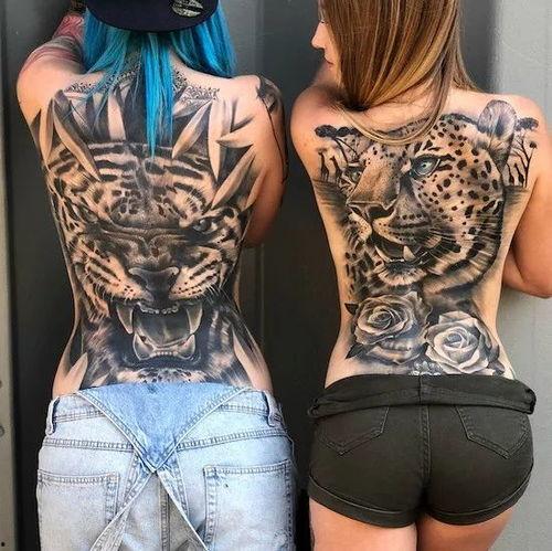 后背纹身翅膀网红图片,展翅飞翔的网红风采