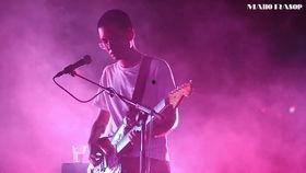 男明星钢琴合唱的歌