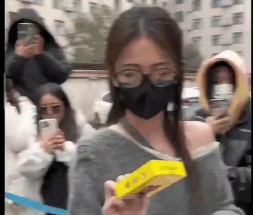 看看社区吃瓜爆料,吃瓜爆料背后的真相与热议