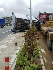 车祸吃瓜,吃瓜群众围观，揭秘事故真相