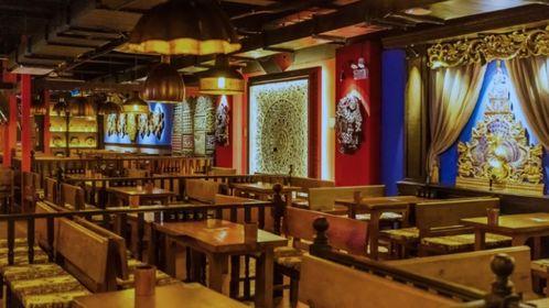 咸宁红界网红酒馆